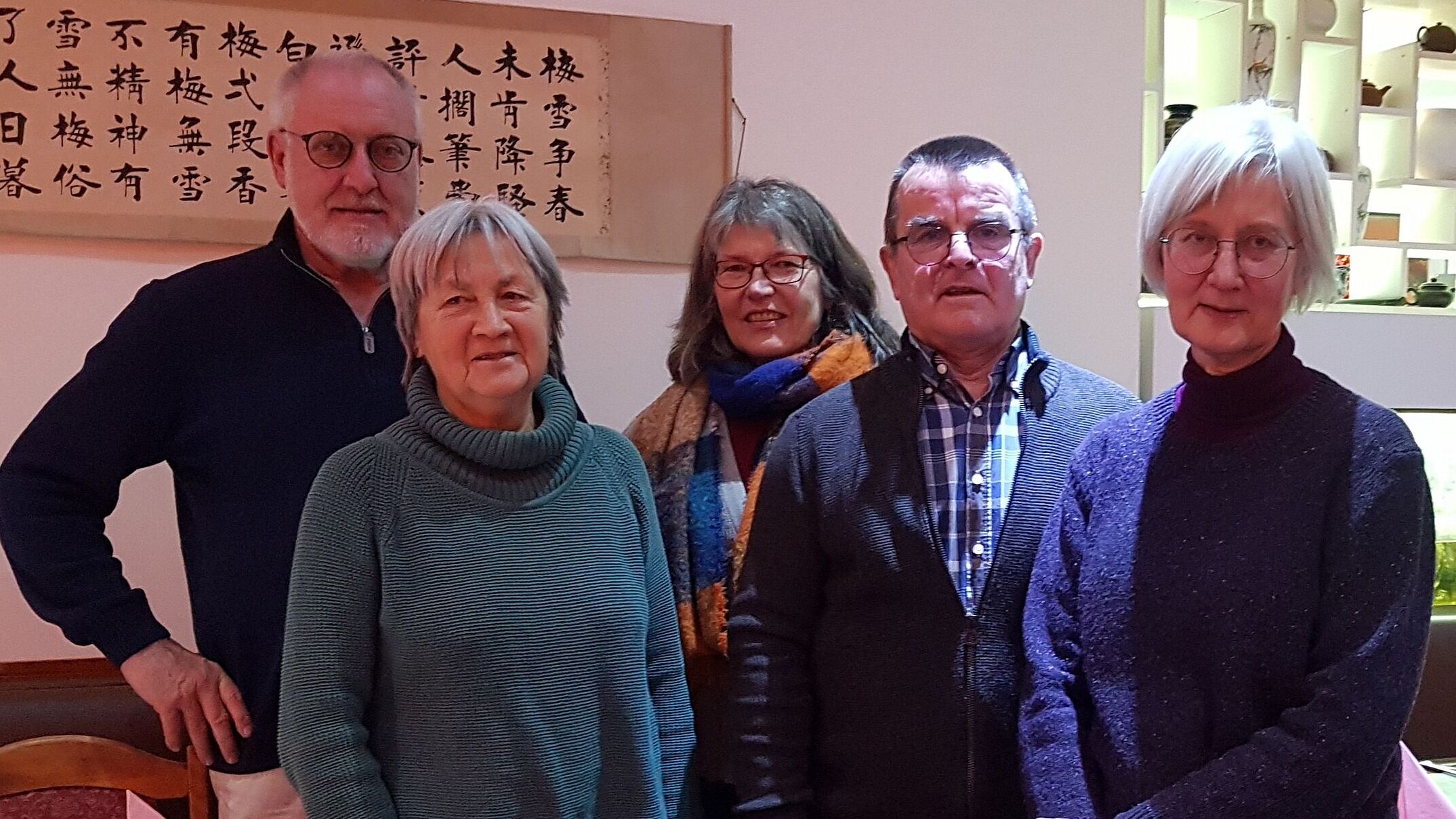 Kreisvorsitzender Erwin Scheiner mit der neuen Vorstandschaft der OG, Foto Marit Pohl Kreisvorsitzender Erwin Scheiner mit der neuen Vorstandschaft der OG, Foto Marit Pohl